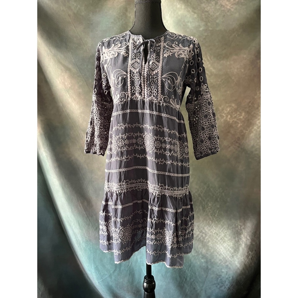 Johnny Was Delina Embroidered Dress XS Gray Floral Tie‎ Neck Boho Bohemian Chic
